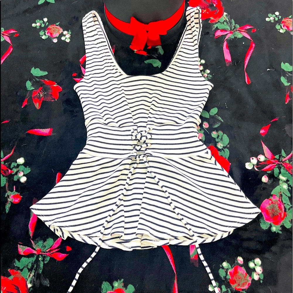Express stretch high quality tank with tie down “One Eleven” edition.